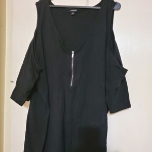 Torrid size 6 shirt